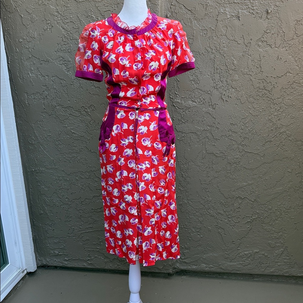 LOUIS VUITTON VINTAGE early 2000s Red and Purple Patterned all Silk. RARE